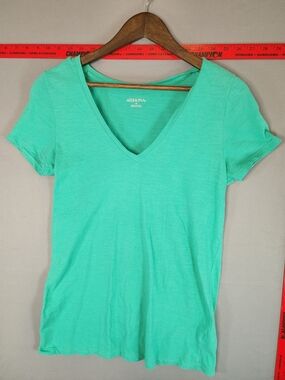 Merona Short Sleeve V-Neck Tee in Mint